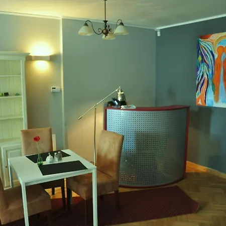 Anton House Guest house Warsaw
