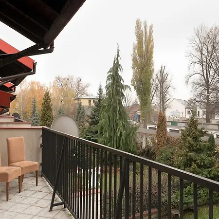Guest house Anton House Warsaw