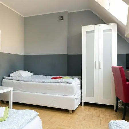 Guest house Anton House 3*